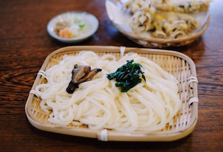 松島屋うどん(伊香ほっと)