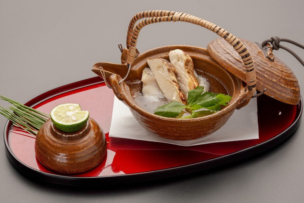 季節限定・松茸土瓶蒸し